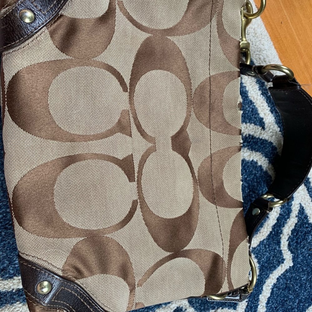 Coach shoulder bag